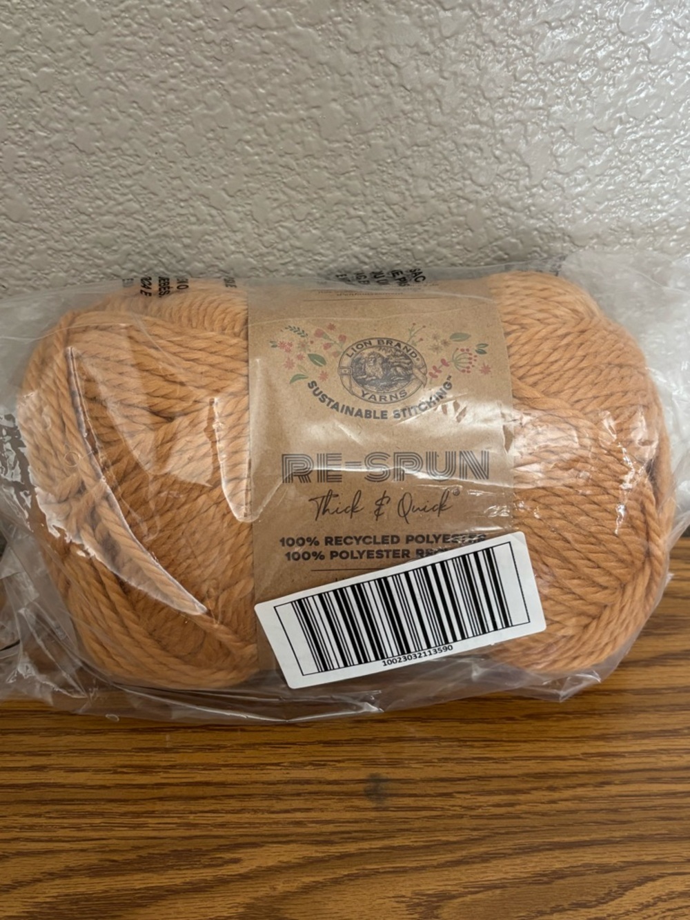 1 NEW Skein of Lion Brand Re-Spun Thick & Quick Yarn